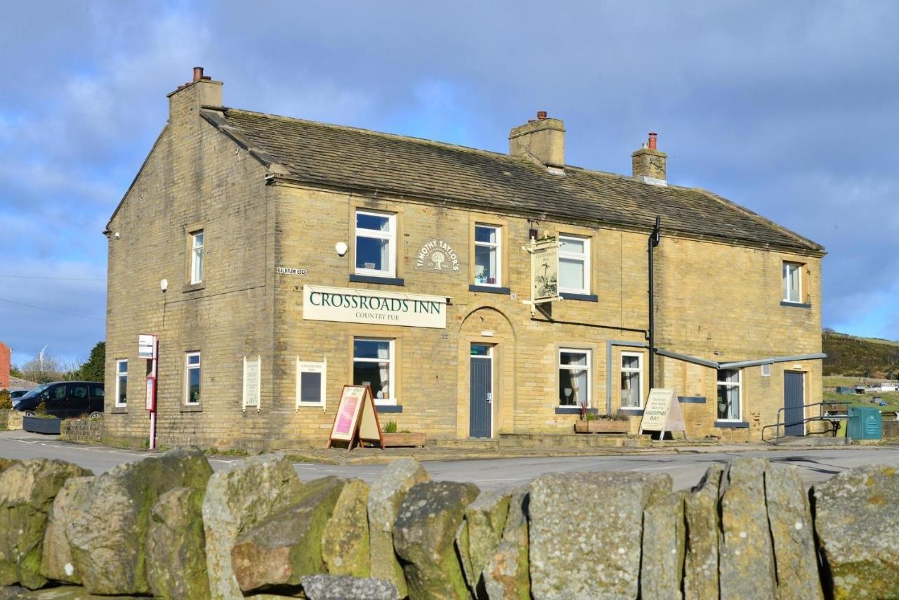 The Crossroads Inn Halifax Exterior photo